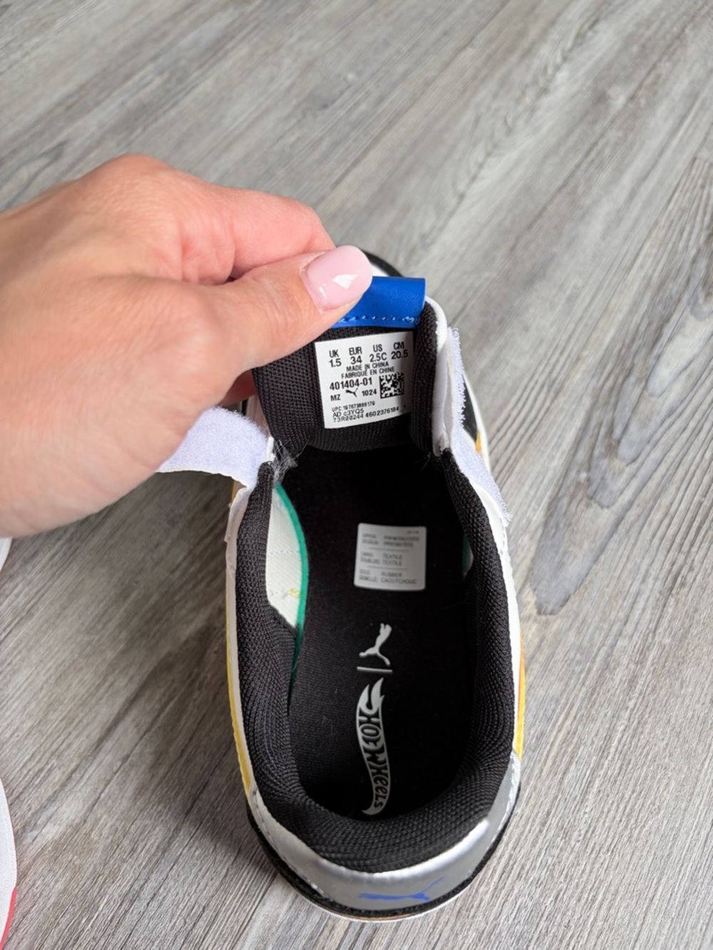 Puma Sneakers - Picture 9 of 9
